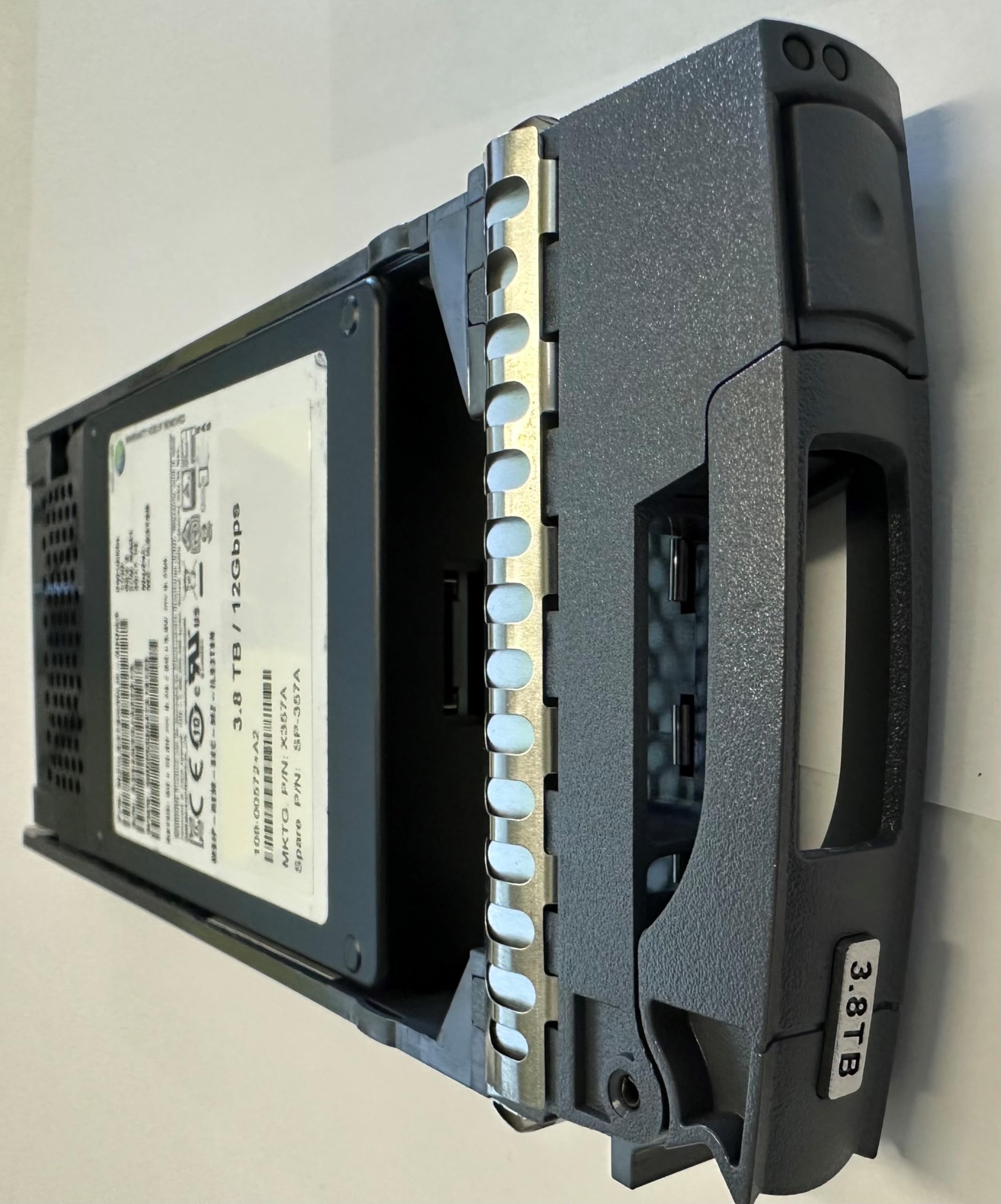 Amazon.com: X357_S163A3T8ATE NetApp ($560) 3.8TB, SAS, SSD, 12Gbps